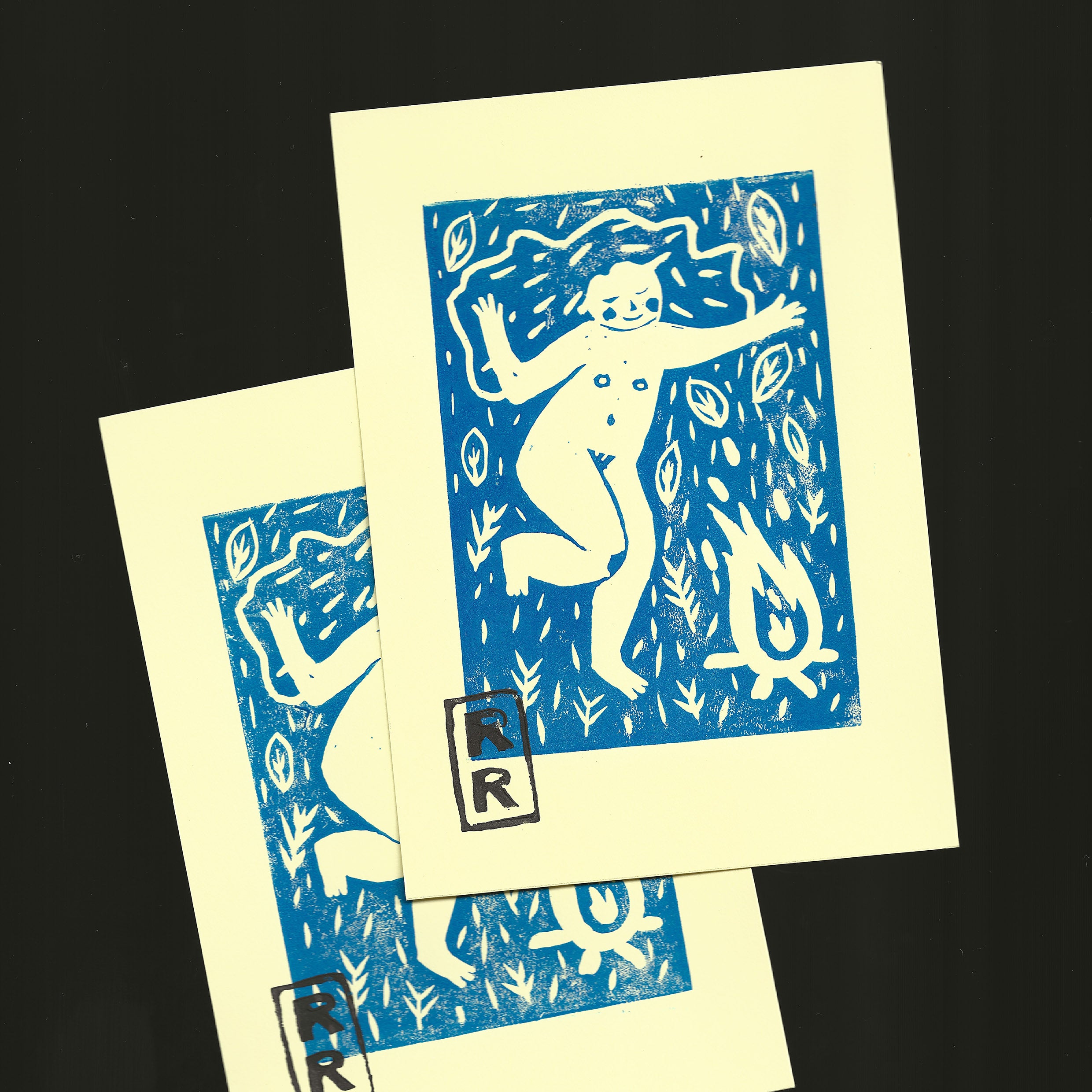 illustration danse imprimée en bleu sur fond jaune